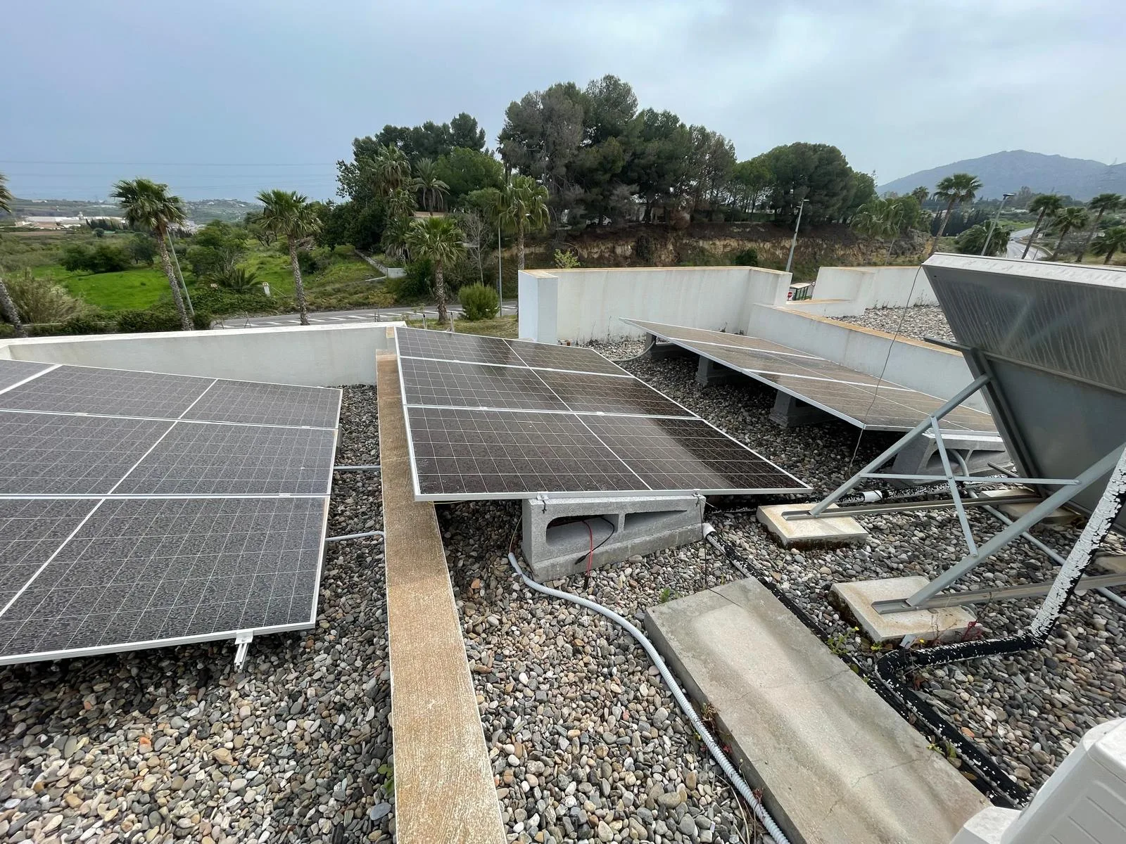 Placas Solares en San Pedro de Alcántara: Precio e Instalación 2026